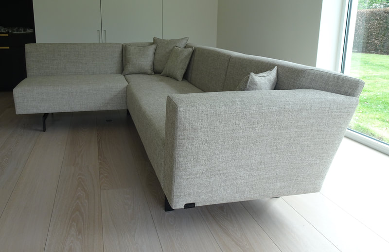 Knoll Avio sofa system by Piero Lissoni 2018. Zetel op maat. L vorm. verlaagde armlegger
